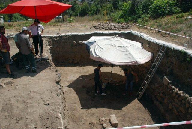 6 Bin Kölenin Çalıştığı Tapınak Merkezi Gün Yüzüne Çıkartılıyor