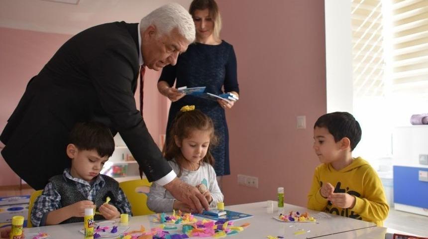 Bağyaka Bakımevinde Eğitim Yazında Devam Ediyor