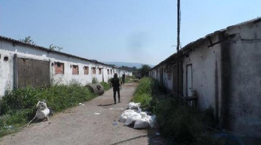 Zehir &Ccedil;iftliğine Baskında 1 Ton Eroin Ele Ge&ccedil;irildi