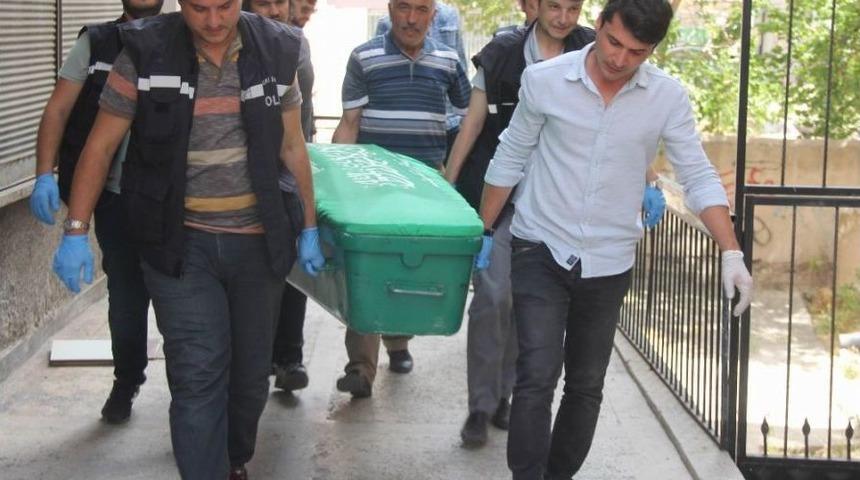 Uyuşturucu Madde Kullandığı İddia Edilen Şahıs &Ouml;l&uuml; Bulundu