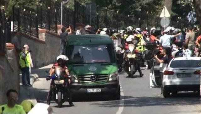 Barkın Bayoğlu'nu Son Yolculuğuna Binlerce Motorsiklet Tutkunu Uğurluyor(1)