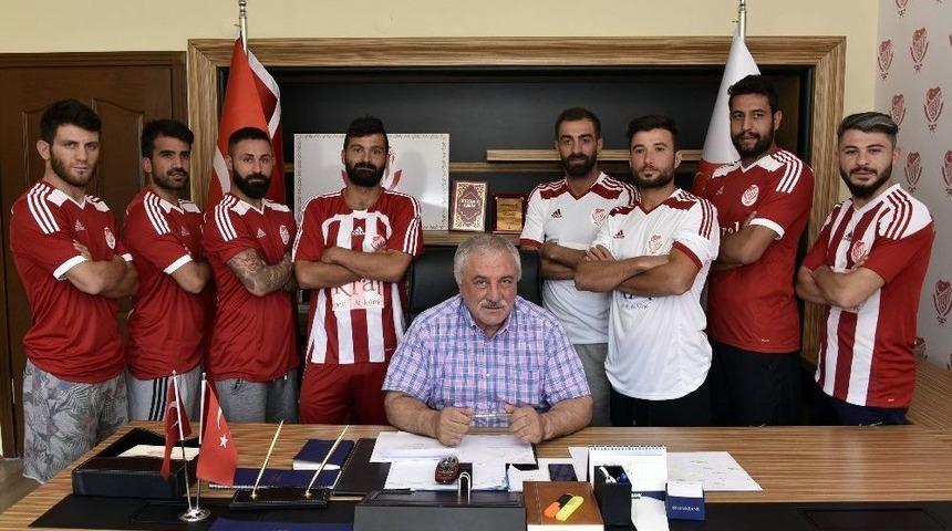 G&uuml;m&uuml;şhanespor Transfer &Ccedil;alışmalarına Devam Ediyor