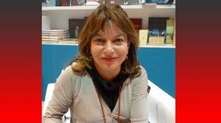 &nbsp;Mine G. Kırıkkanat Ve Ataol Behramoğlu, Ala&ccedil;atı'da Okurlarıyla Buluşuyor