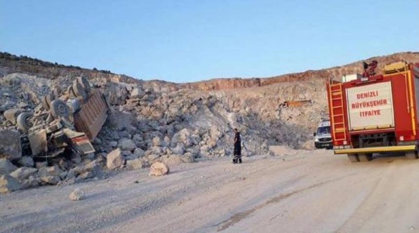 Şantiyede Kamyon Devrildi: 1 &Ouml;l&uuml;