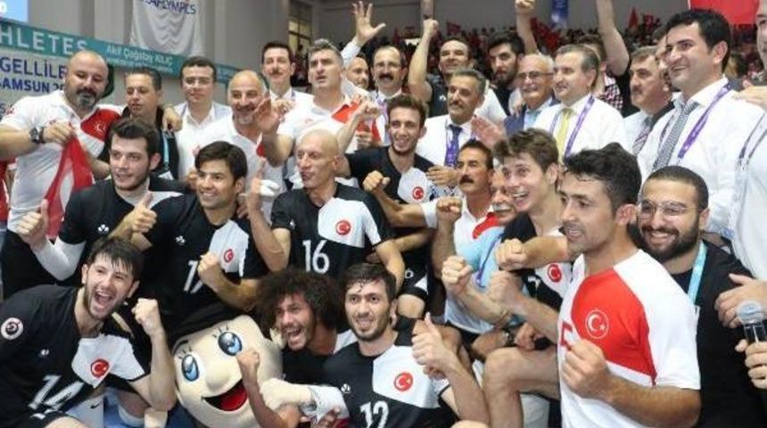 Voleybol Erkek Milli Takımı Finalde (İşitme Engelliler Olimpiyatı)