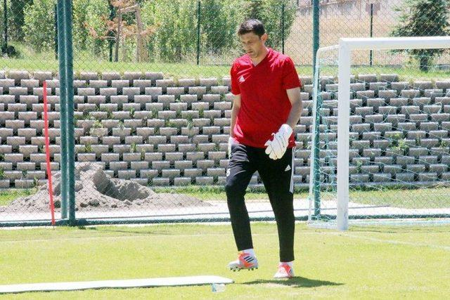 Ali Tandoğan, Şanlıurfaspor İle İlk Antrenmanına Çıktı