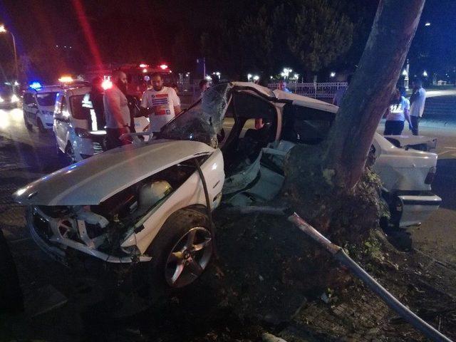 Kadıköy’de Feci Kaza: 1 Kişi Hayatını Kaybetti, 1 Kişi Yaralı