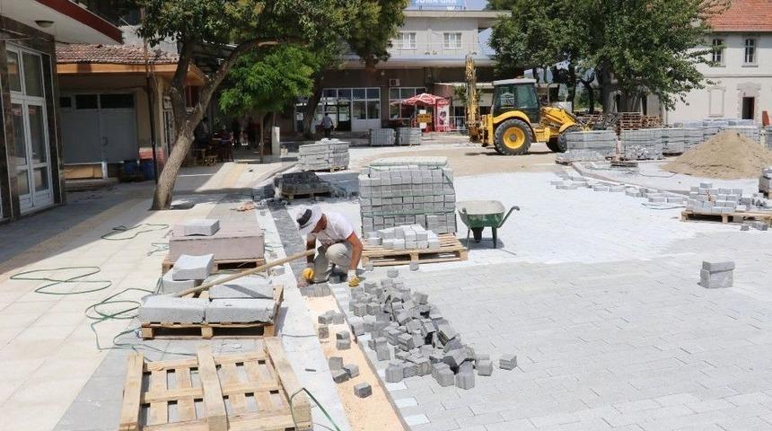 Soma&rsquo;da Meydan Projesi &Ccedil;alışmaları Hız Kazandı