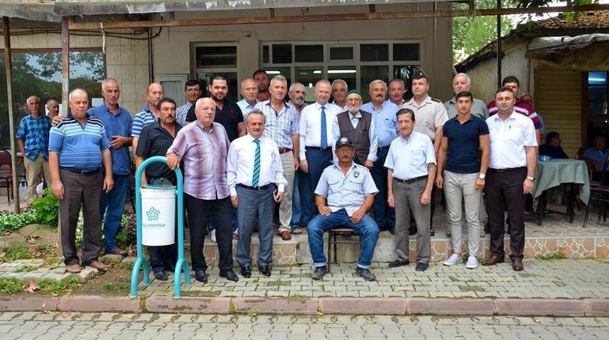 Vali Vatandaşların Sorunlarını Dinledi