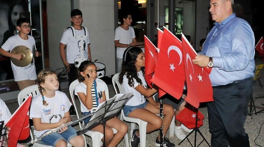 Alışverişle Eğlence 3 G&uuml;n Boyunca Bir Arada