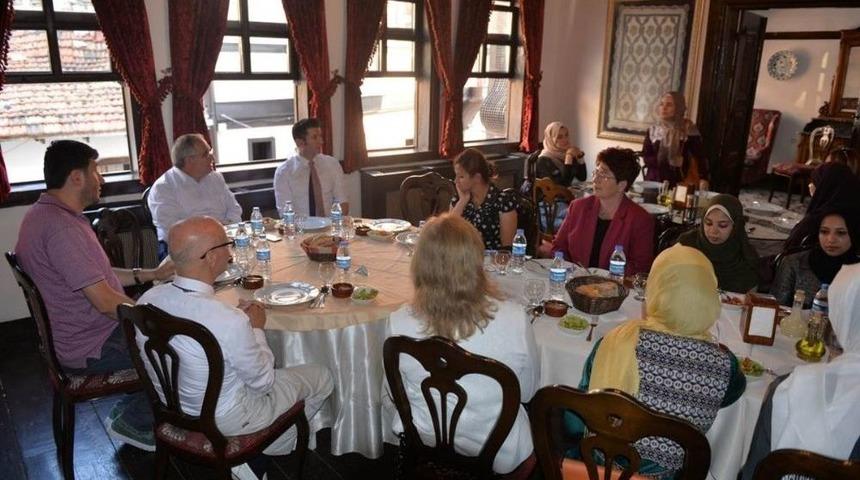 Yrd. Do&ccedil;. Dr. Halil Adıyaman: T&uuml;rk&ccedil;e Yaz Okuluna 57 &Uuml;lkeden 700 &Ouml;ğrenci Katılıyor