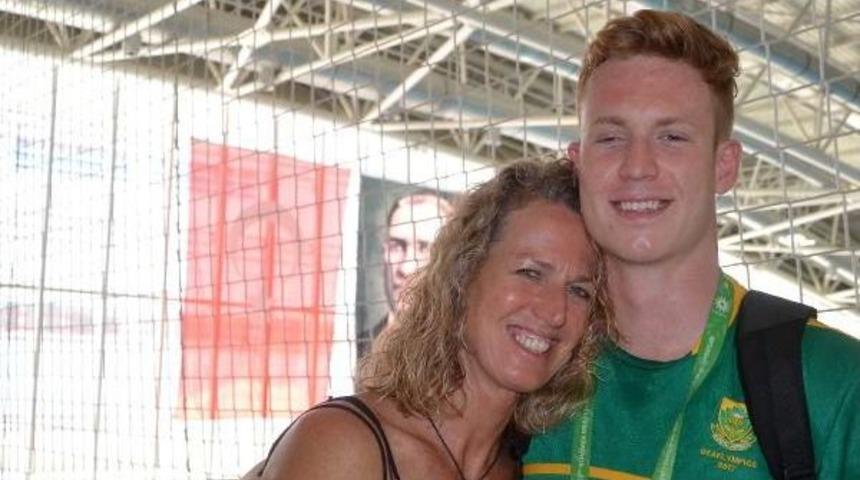 Oğlunun Peşinde 8 Bin Kilometre