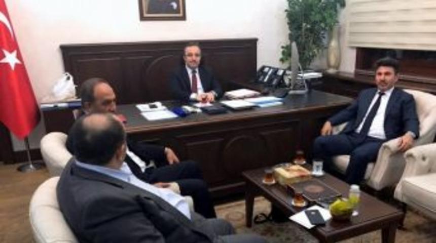 Rekt&ouml;r Karacoşkun M&uuml;steşar Yardımcısı İsmail &Ccedil;ataklı&rsquo;yı Ziyaret Etti