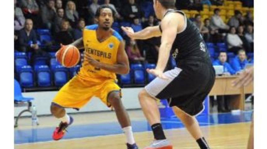 Petkimspor Abd'li Uzun Forvet Alan Wiggins'i Transfer Etti