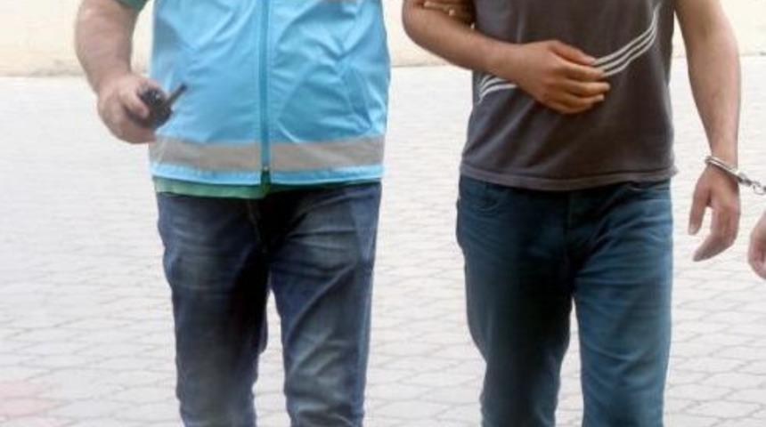 Kameradan Tespit Edilen Cinsel Taciz Ş&uuml;phelisi Pijamayla Ka&ccedil;maya &Ccedil;alıştı