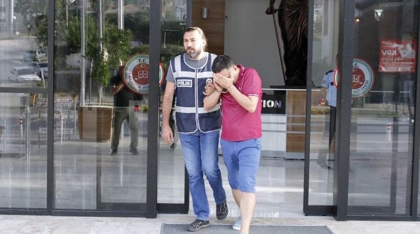 Korsan Taksici Uyuşturucuyla Yakalandı