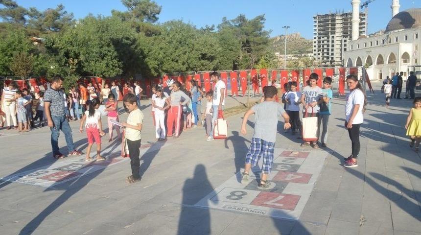 Mardinli &Ccedil;ocukları Oyuna Doydu