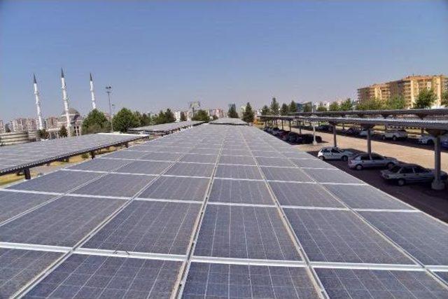 Türkiye'nin Ilk Güneş Enerjili Otogarı 