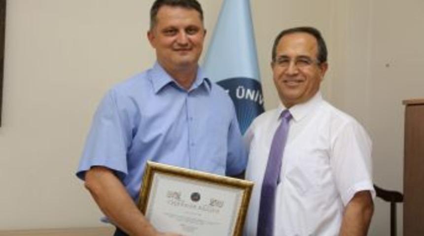 A&uuml; İletişim Fak&uuml;ltesi&rsquo;ne Yeni Dekan