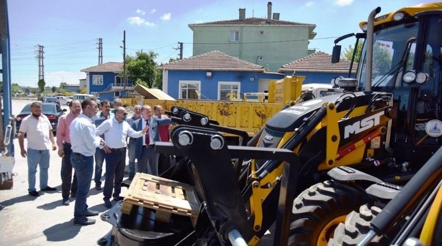 Kartepe Belediyesi Yeni İş Makineleri Aldı