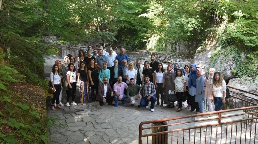 Dar&uuml;laceze Heyeti D&uuml;zce&rsquo;de