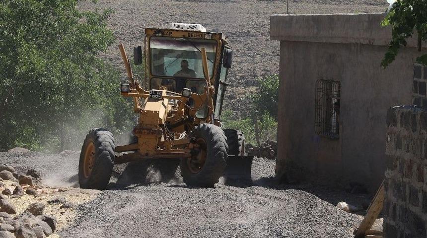Başkan Akat Yol &Ccedil;alışmalarını Denetledi