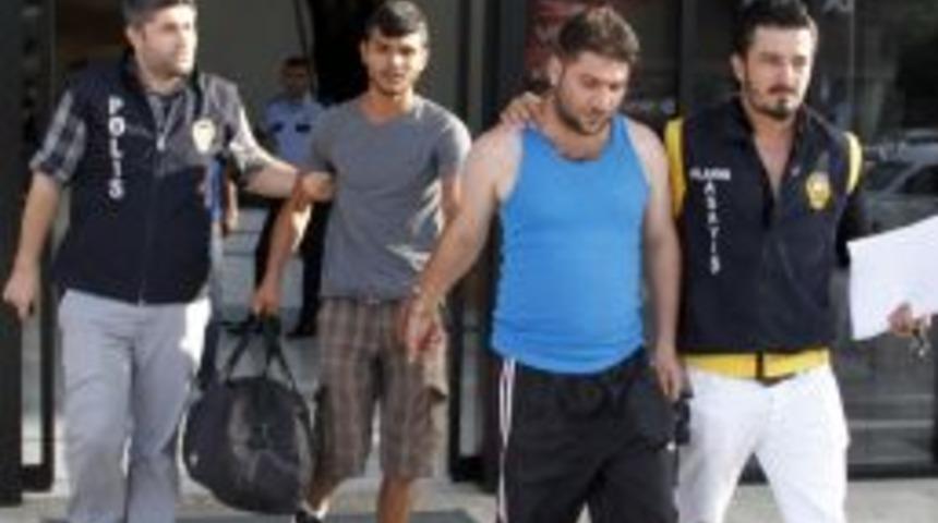 Alanya&rsquo;da Toplam 26 Yıl Hapis Cezası Bulunan Ş&uuml;pheliler Yakalandı