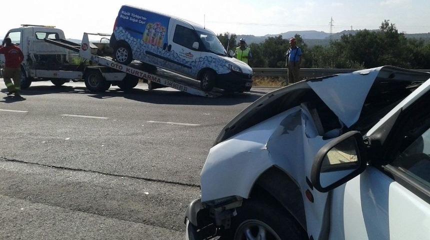 Ayvalık&rsquo;ta Trafik Kazası 1 Yaralı