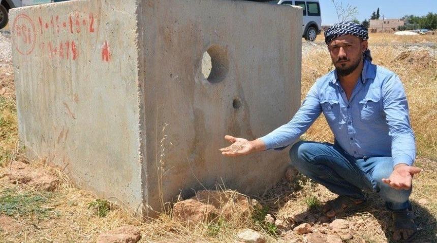 Ak&ccedil;akale&rsquo;de Susuz Kalan Ekili Araziler Zarar Ediyor