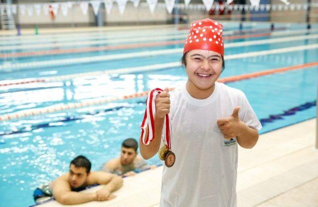 Şahinbey’de 5 Yılda 100 Bin Kişi Su Sporlarıyla Tanıştı