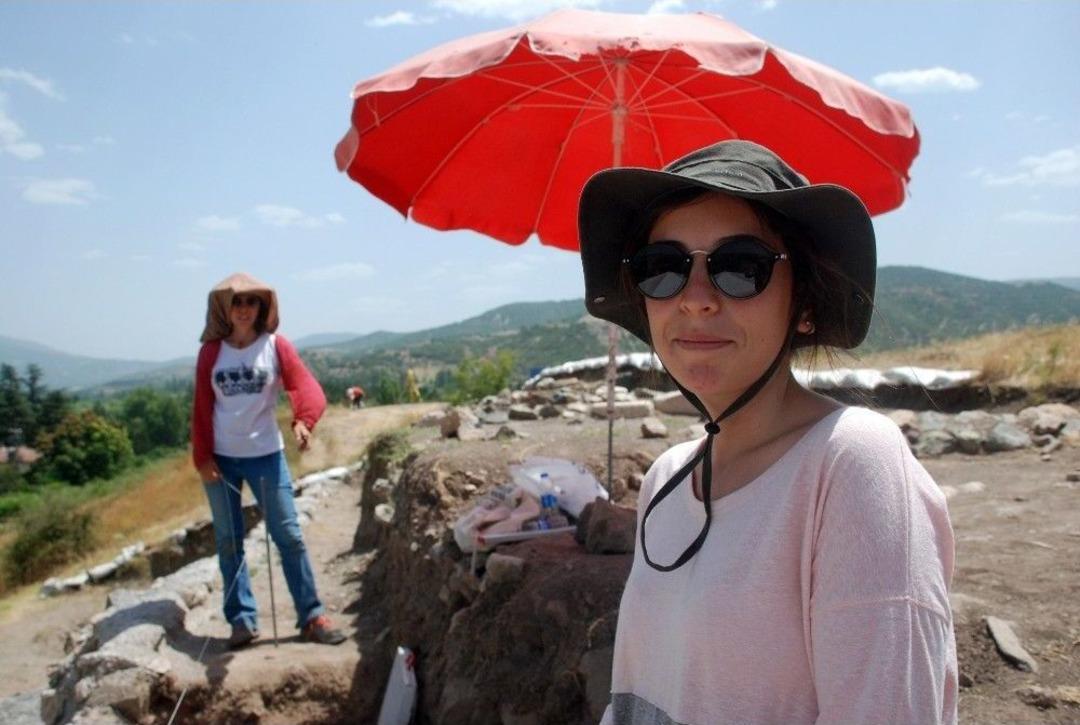 Antik Kentte 40 Derecede Kazı &Ccedil;alışması