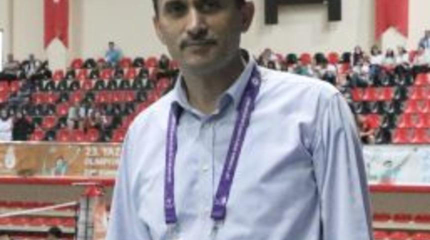 Badmintonda Melih G&ouml;k&ccedil;ek Ile Hayaller Ger&ccedil;ek Oldu