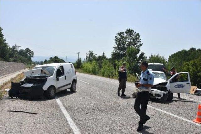 Sinop'ta Kaza: 3 Yaralı