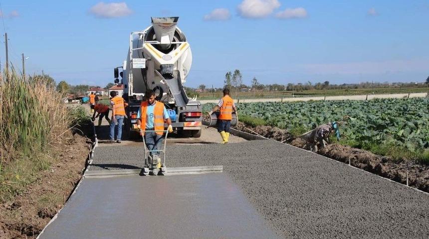 Bafra Belediyesi 40 Bin Metre Beton Yol Yaptı