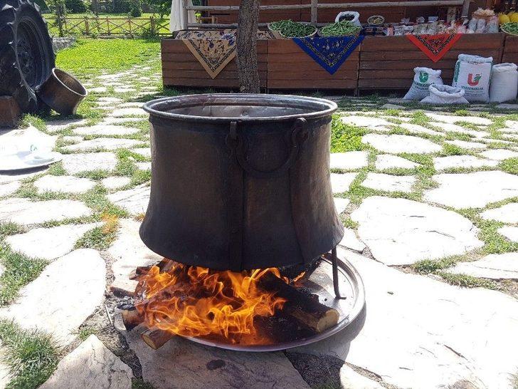 Başkent’in Orta Yerindeki Köyde Hasat Heyecanı G4