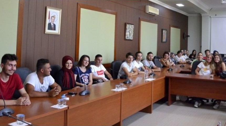 Batı Trakyalı &Ouml;ğrencilerin Tercihi &Ccedil;om&uuml;