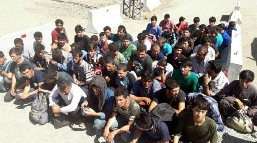 Bing&ouml;l'de 62 Ka&ccedil;ak Yakalandı