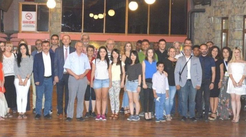 &Ccedil;om&uuml;- Yunus Emre Enstit&uuml;s&uuml; Yaz Okulu Başladı