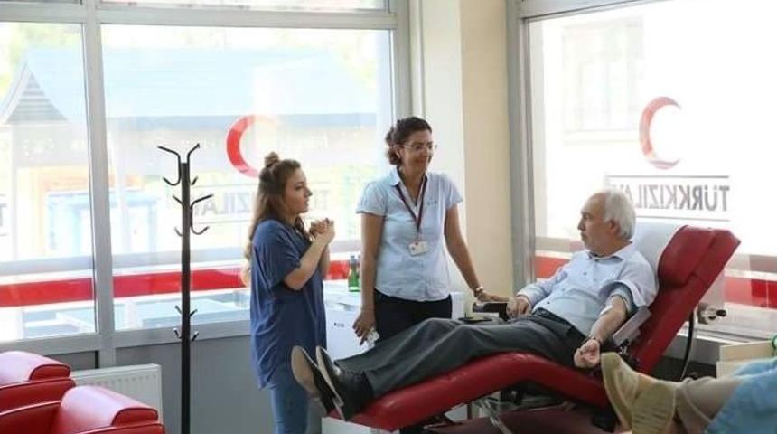 Başkan Kamil Sara&ccedil;oğlu: Sağlığınız İ&ccedil;in Kan Verin
