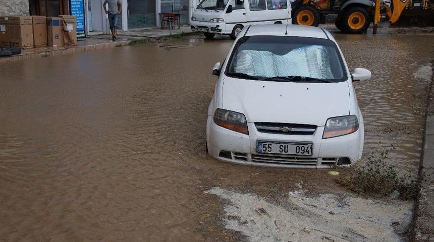 Lapseki&rsquo;de Sel Felaketi