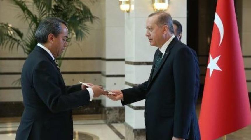 Cumhurbaşkanı Erdoğan'a, Meksika B&uuml;y&uuml;kel&ccedil;isi Ile Rusya B&uuml;y&uuml;kel&ccedil;isi'nden G&uuml;ven Mektubu&nbsp;