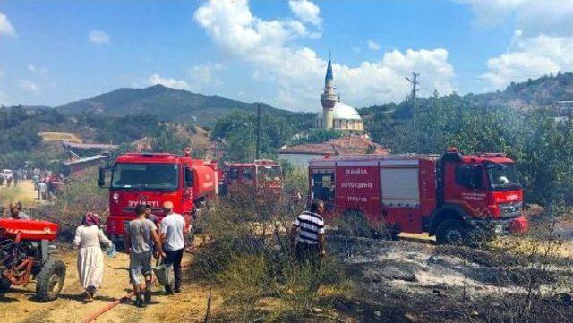 Turgutlu'da 15 Dönüm Makilik Ve Tarım Arazisi Yandı