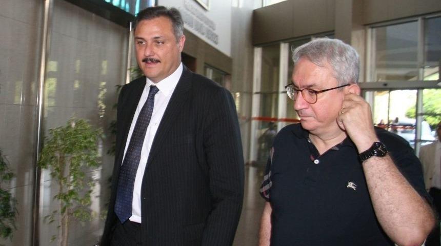 Tübitak Başkanı’ndan İki Elini Kaybeden Altuğ’a Ziyaret