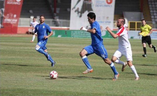 İşitme Engelliler Olimpiyatı'nda İtalya'yı 4-0 Yenen Türkiye, Finale Yükseldi