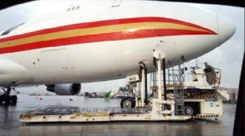 Kargo U&ccedil;ağı R&uuml;zgardan Kaydı