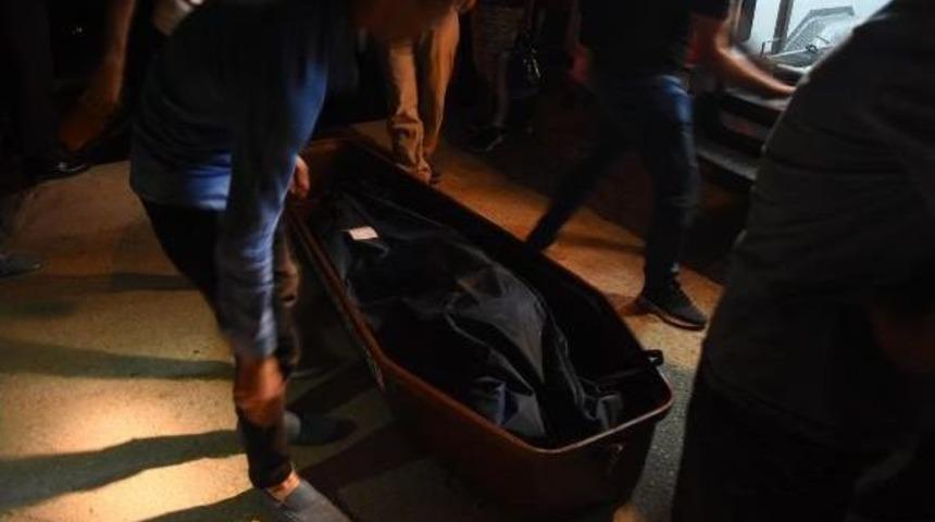 İzmir'de Oyun Oynayan &Ccedil;ocuklar Ceset Buldu