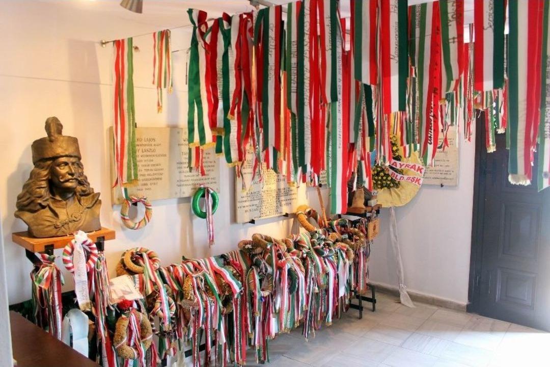 (&ouml;zel Haber) Macar Kralı &Ouml;ks&uuml;z Kaldı