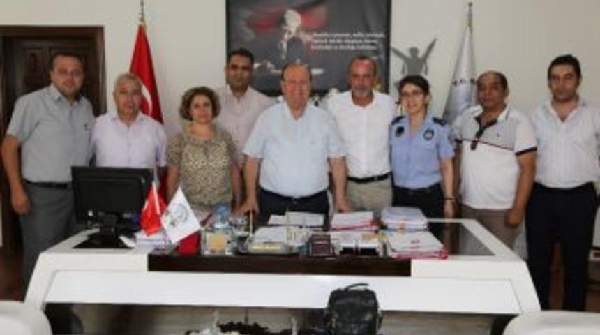 T&uuml;m Yerel-sen&rsquo;den Başkan &Ouml;zakcan&rsquo;a Ziyaret