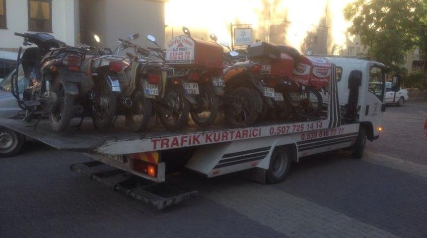 Trafiğe Uygun Olmayan Motosikletlere Ge&ccedil;it Yok