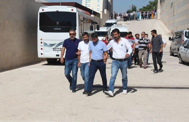 Elazığ’da Fetö Operasyonunda 13 Şüpheli Adliyeye Sevk Edildi